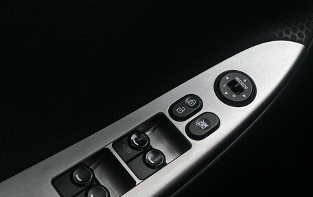 Hyundai Solaris II рестайлинг, 2015 год, 1 080 000 рублей, 21 фотография