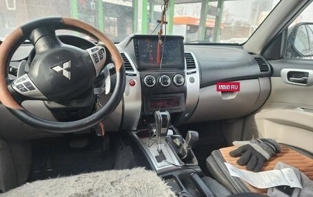 Mitsubishi Pajero Sport II рестайлинг, 2013 год, 1 750 000 рублей, 3 фотография