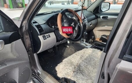 Mitsubishi Pajero Sport II рестайлинг, 2013 год, 1 750 000 рублей, 8 фотография