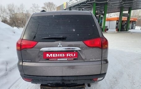 Mitsubishi Pajero Sport II рестайлинг, 2013 год, 1 750 000 рублей, 5 фотография