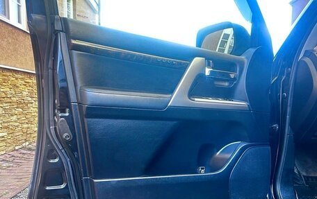 Toyota Land Cruiser 200, 2015 год, 5 100 000 рублей, 11 фотография