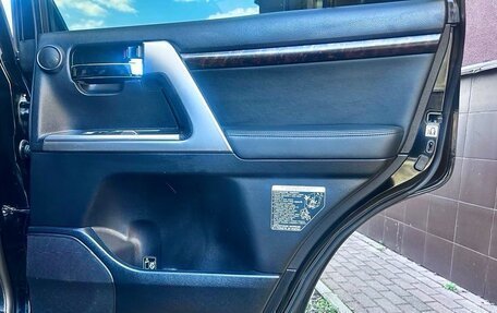 Toyota Land Cruiser 200, 2015 год, 5 100 000 рублей, 14 фотография