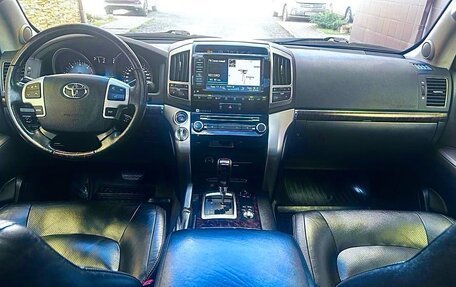 Toyota Land Cruiser 200, 2015 год, 5 100 000 рублей, 15 фотография