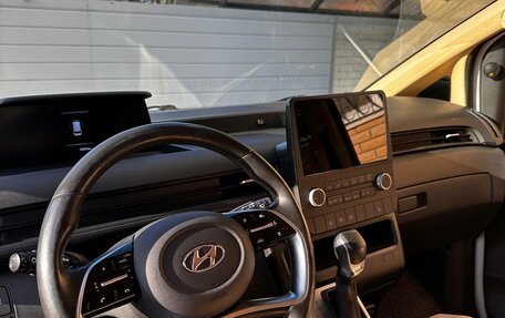 Hyundai Staria, 2021 год, 3 990 000 рублей, 4 фотография