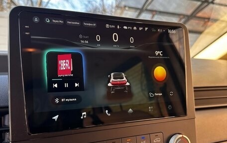 Hyundai Staria, 2021 год, 3 990 000 рублей, 7 фотография