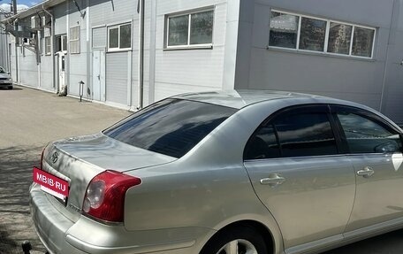 Toyota Avensis III рестайлинг, 2006 год, 700 000 рублей, 5 фотография