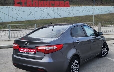 KIA Rio III рестайлинг, 2012 год, 950 000 рублей, 24 фотография