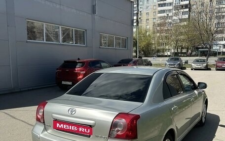 Toyota Avensis III рестайлинг, 2006 год, 700 000 рублей, 9 фотография
