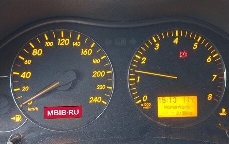 Toyota Avensis III рестайлинг, 2006 год, 700 000 рублей, 15 фотография