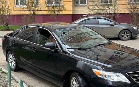 Toyota Camry, 2011 год, 1 150 000 рублей, 3 фотография