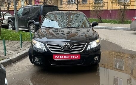 Toyota Camry, 2011 год, 1 150 000 рублей, 2 фотография