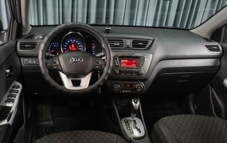 KIA Rio III рестайлинг, 2013 год, 899 000 рублей, 6 фотография