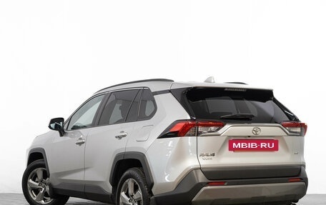 Toyota RAV4, 2019 год, 3 899 000 рублей, 7 фотография