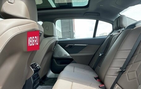 BMW 5 серия, 2025 год, 8 990 000 рублей, 15 фотография