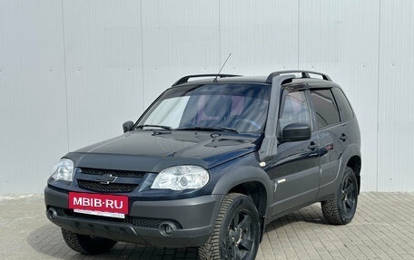 Chevrolet Niva I рестайлинг, 2015 год, 665 000 рублей, 3 фотография