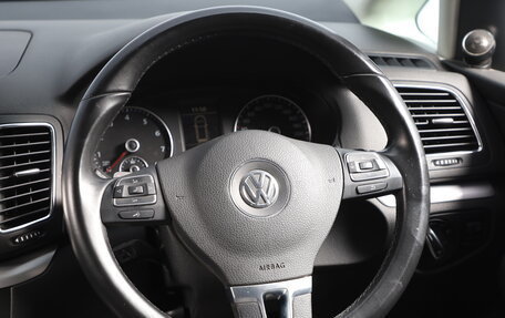 Volkswagen Sharan II, 2012 год, 1 449 000 рублей, 12 фотография