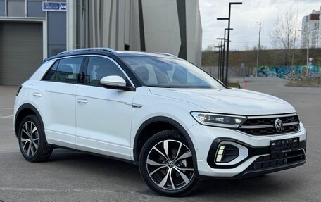 Volkswagen T-Roc I, 2025 год, 3 300 000 рублей, 1 фотография