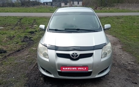 Toyota Auris II, 2009 год, 750 000 рублей, 1 фотография