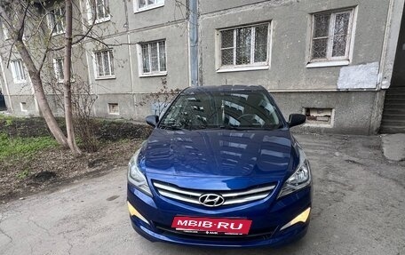 Hyundai Solaris II рестайлинг, 2015 год, 1 150 000 рублей, 1 фотография