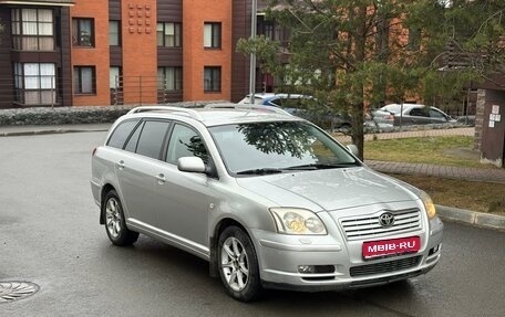 Toyota Avensis III рестайлинг, 2004 год, 570 000 рублей, 1 фотография