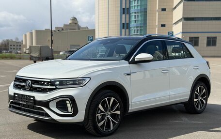 Volkswagen T-Roc I, 2025 год, 3 300 000 рублей, 3 фотография