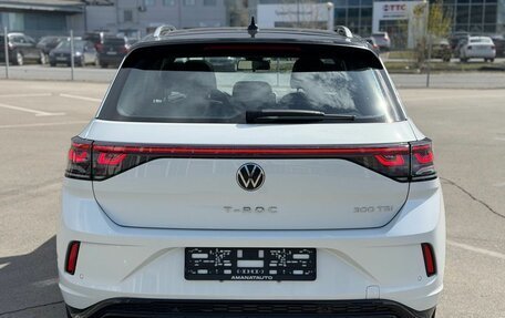 Volkswagen T-Roc I, 2025 год, 3 300 000 рублей, 5 фотография