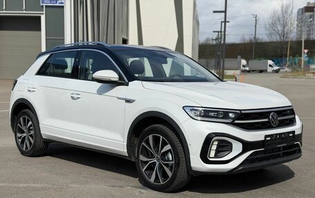 Volkswagen T-Roc I, 2025 год, 3 300 000 рублей, 7 фотография