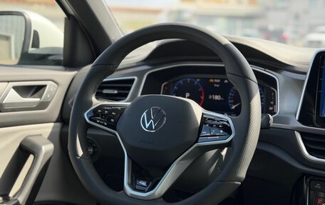 Volkswagen T-Roc I, 2025 год, 3 300 000 рублей, 19 фотография