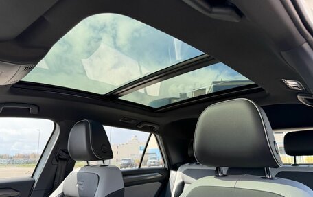 Volkswagen T-Roc I, 2025 год, 3 300 000 рублей, 17 фотография