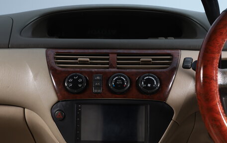 Toyota Vista V30, 2001 год, 579 000 рублей, 11 фотография