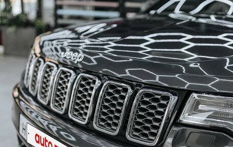 Jeep Grand Cherokee, 2017 год, 3 000 000 рублей, 8 фотография