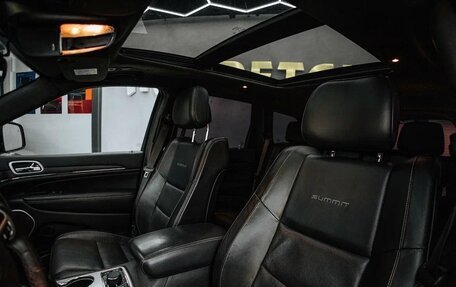 Jeep Grand Cherokee, 2017 год, 3 000 000 рублей, 25 фотография