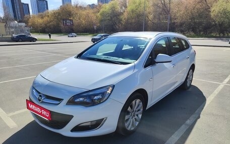 Opel Astra J, 2013 год, 890 000 рублей, 5 фотография