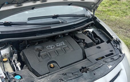 Toyota Auris II, 2009 год, 750 000 рублей, 9 фотография