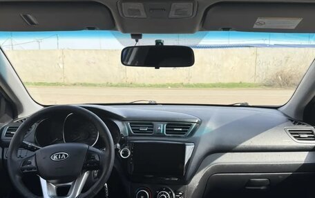 KIA Rio III рестайлинг, 2011 год, 670 000 рублей, 3 фотография