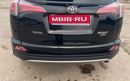 Toyota RAV4, 2018 год, 2 400 000 рублей, 2 фотография