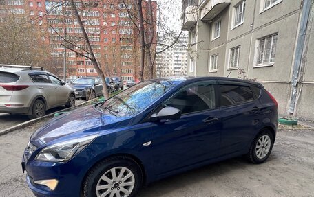 Hyundai Solaris II рестайлинг, 2015 год, 1 150 000 рублей, 4 фотография