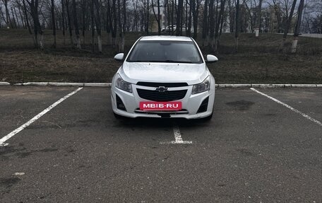 Chevrolet Cruze II, 2014 год, 650 000 рублей, 2 фотография