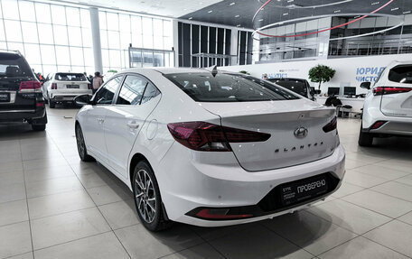 Hyundai Elantra VI рестайлинг, 2019 год, 1 850 000 рублей, 8 фотография
