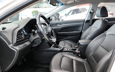 Hyundai Elantra VI рестайлинг, 2019 год, 1 850 000 рублей, 20 фотография