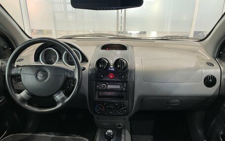 Chevrolet Aveo III, 2004 год, 177 000 рублей, 5 фотография