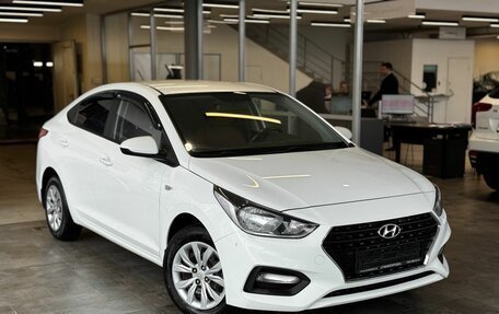 Hyundai Solaris II рестайлинг, 2018 год, 1 495 000 рублей, 3 фотография