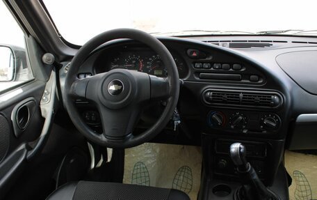 Chevrolet Niva I рестайлинг, 2011 год, 490 000 рублей, 16 фотография