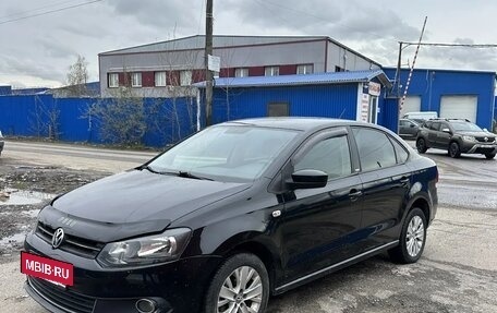 Volkswagen Polo VI (EU Market), 2014 год, 680 000 рублей, 2 фотография