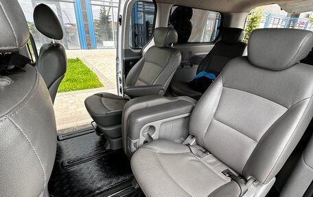 Hyundai Grand Starex Grand Starex I рестайлинг 2, 2009 год, 1 275 000 рублей, 14 фотография