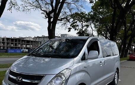 Hyundai Grand Starex Grand Starex I рестайлинг 2, 2009 год, 1 275 000 рублей, 10 фотография