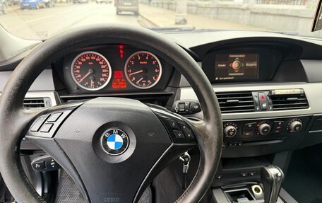 BMW 5 серия, 2003 год, 800 000 рублей, 10 фотография