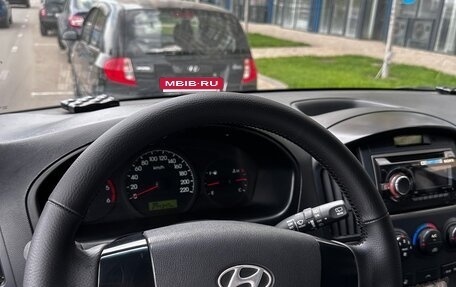 Hyundai Grand Starex Grand Starex I рестайлинг 2, 2009 год, 1 275 000 рублей, 23 фотография