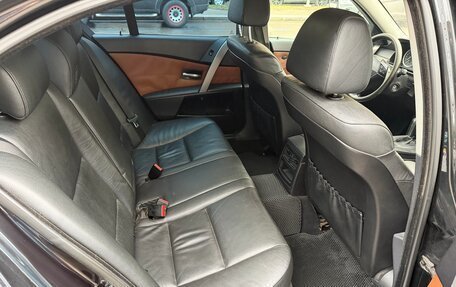 BMW 5 серия, 2003 год, 800 000 рублей, 8 фотография