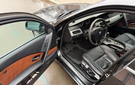 BMW 5 серия, 2003 год, 800 000 рублей, 12 фотография